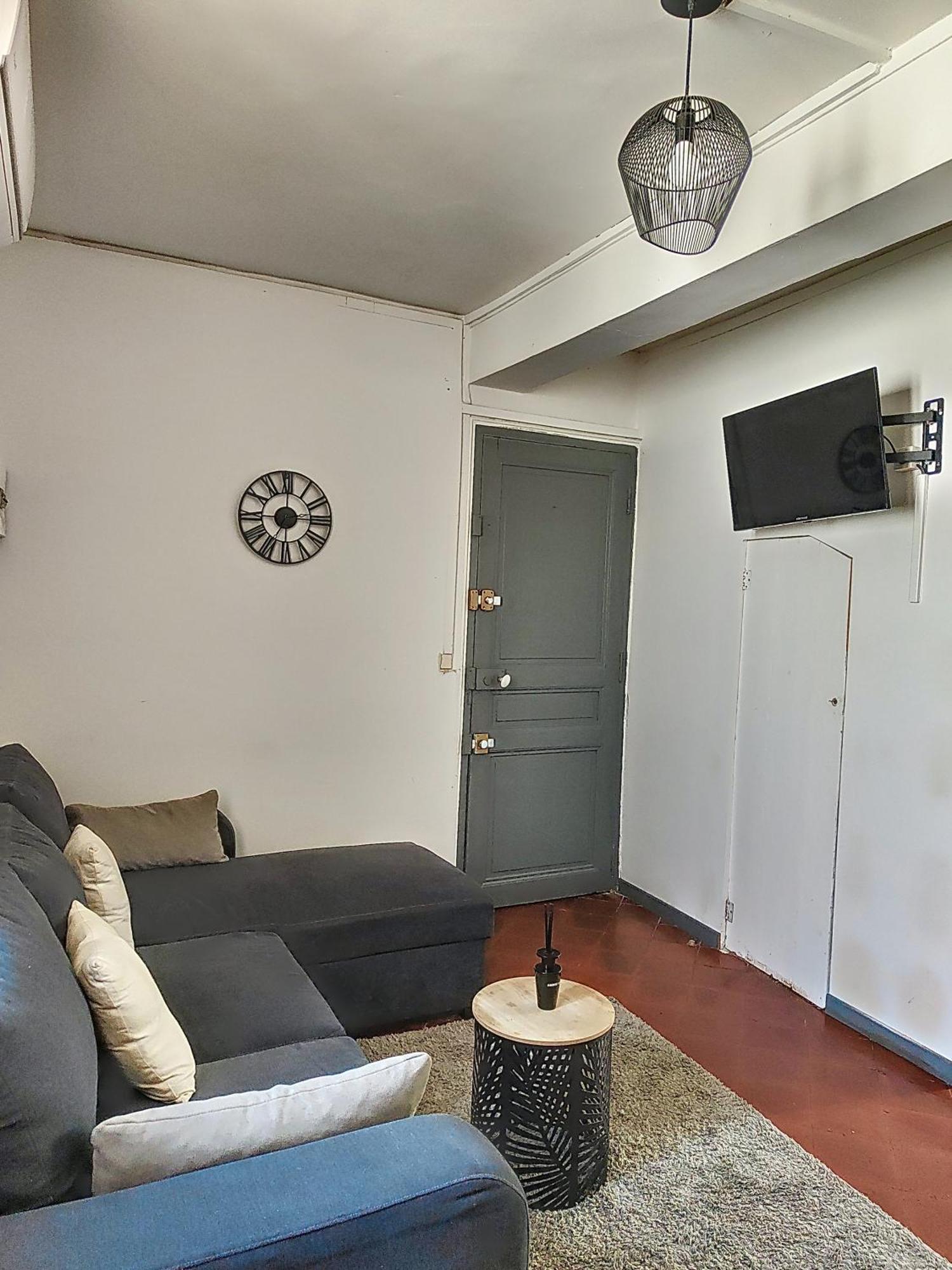Le Bares Apartment *